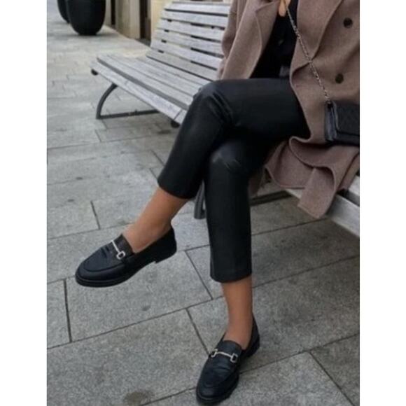 ZARA Black Leather Block Heel Loafer Metal Buckle Detail Size 38 / 7.5 - Picture 2 of 8